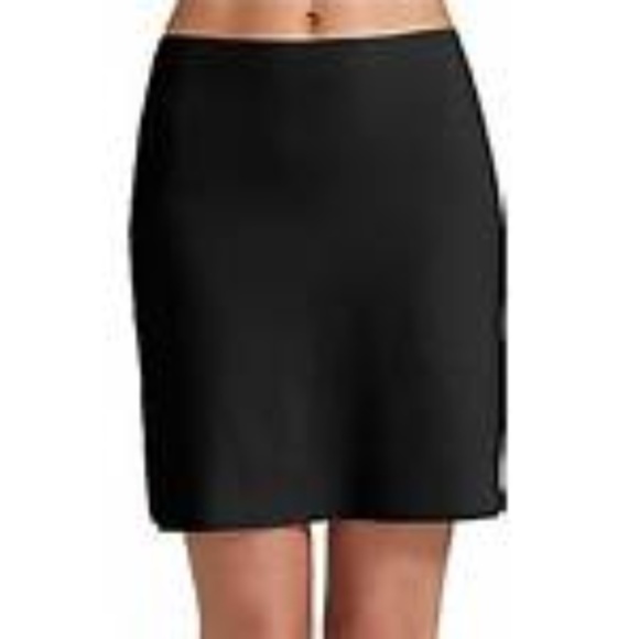 Commando Intimates & Sleepwear Commando Half Slip Ml Euc Black